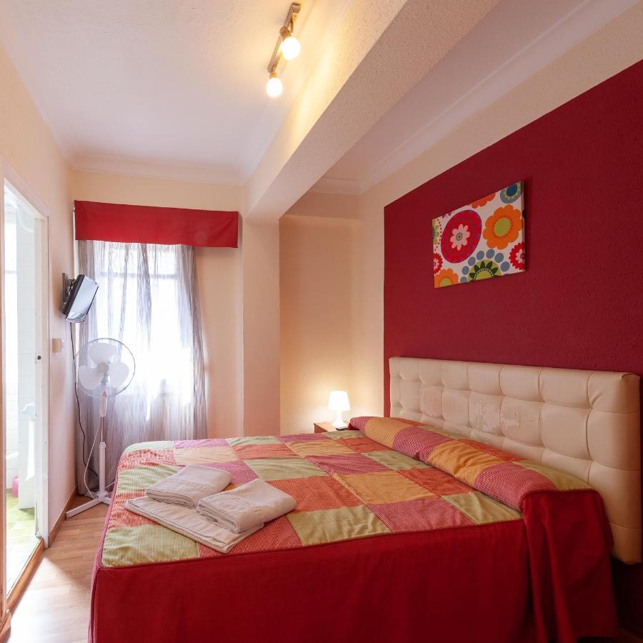 Burgo Hostal Manjon מראה חיצוני תמונה