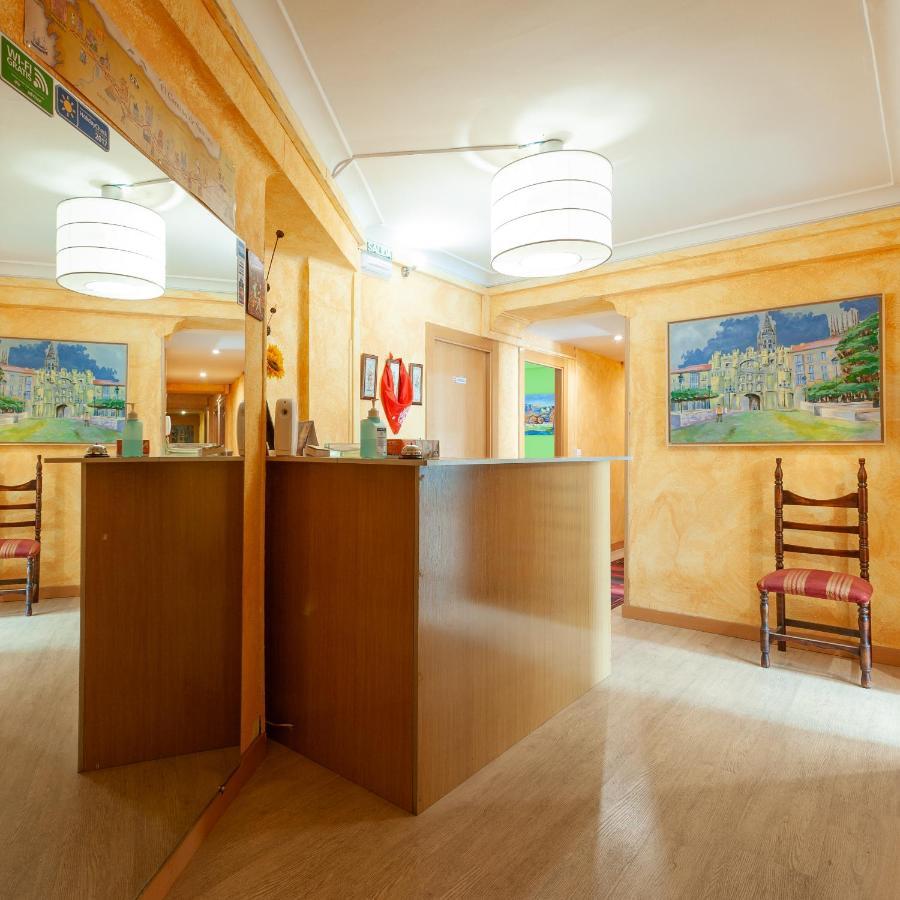 Burgo Hostal Manjon מראה חיצוני תמונה